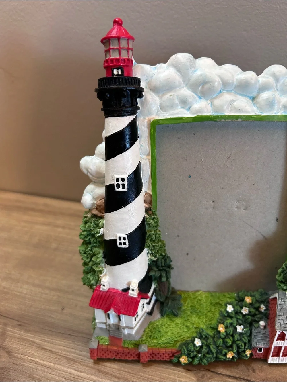 Vintage Coastal Lighthouse Frame - White, Black, Red & Green